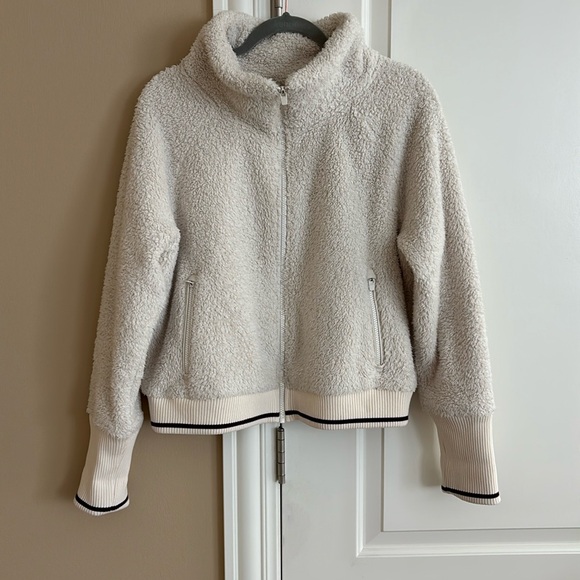 Athleta Sherpa Jacket. Size L. - Picture 2 of 7